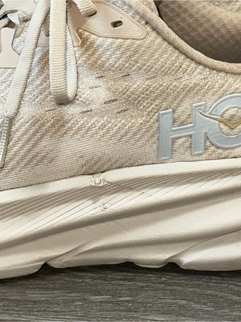 Hoka Clifton 9 Men's Size 10D Running Shoes Cream Athletic Comfort Sneakers - Picture 3 of 13